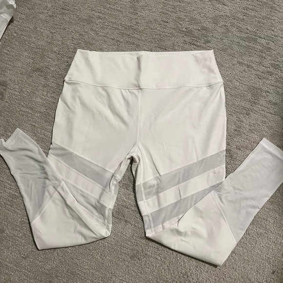 PopFlex Highness Legging (discontinued) size 12 Semi-mesh in Cloud (white) - Picture 2 of 9